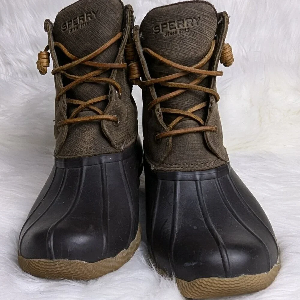 Sperry Women's Saltwater Rain Boots SIZE 7.5 M
